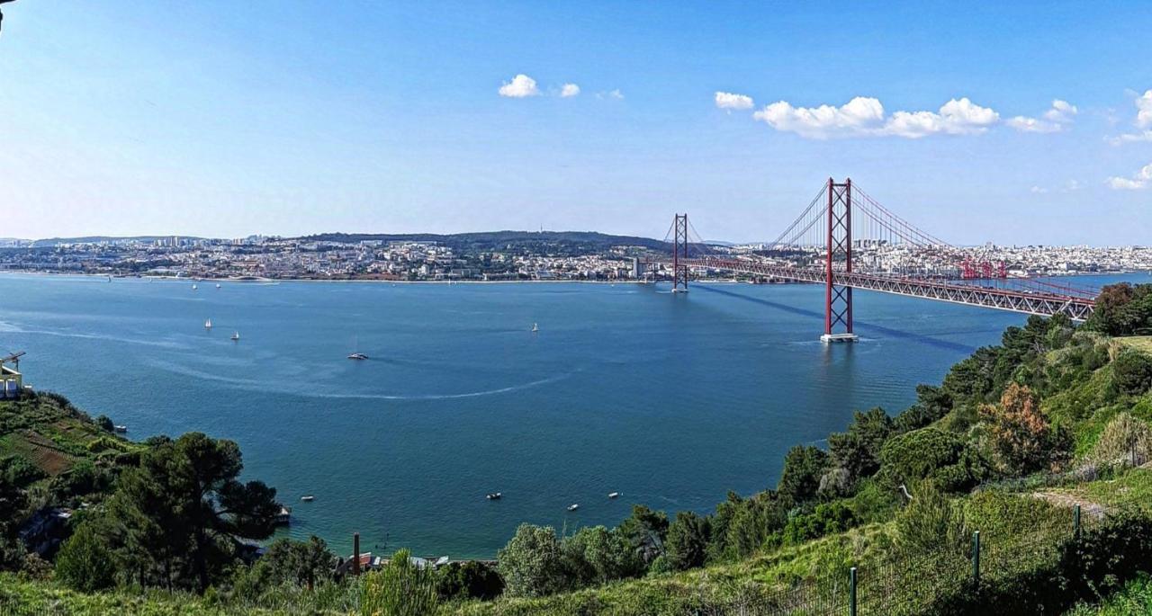 Casa Gil Anes Apartment Almada Bagian luar foto