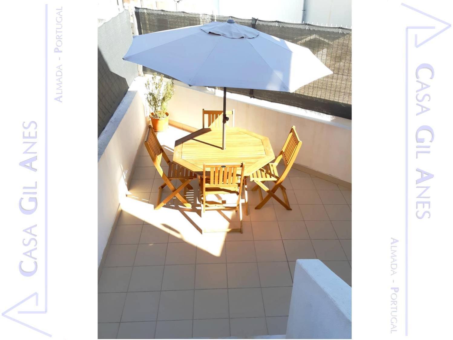 Casa Gil Anes Apartment Almada Bagian luar foto